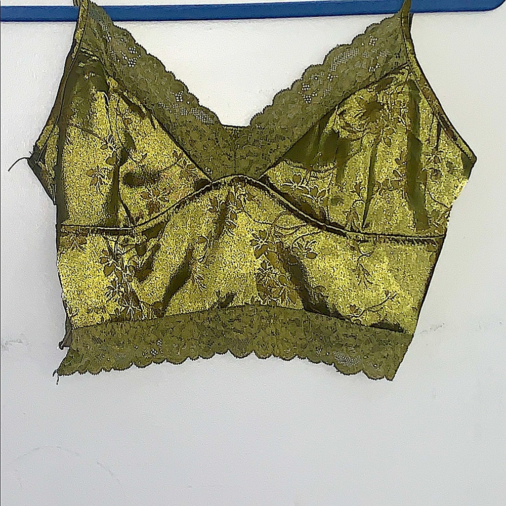 Satin green crop top!